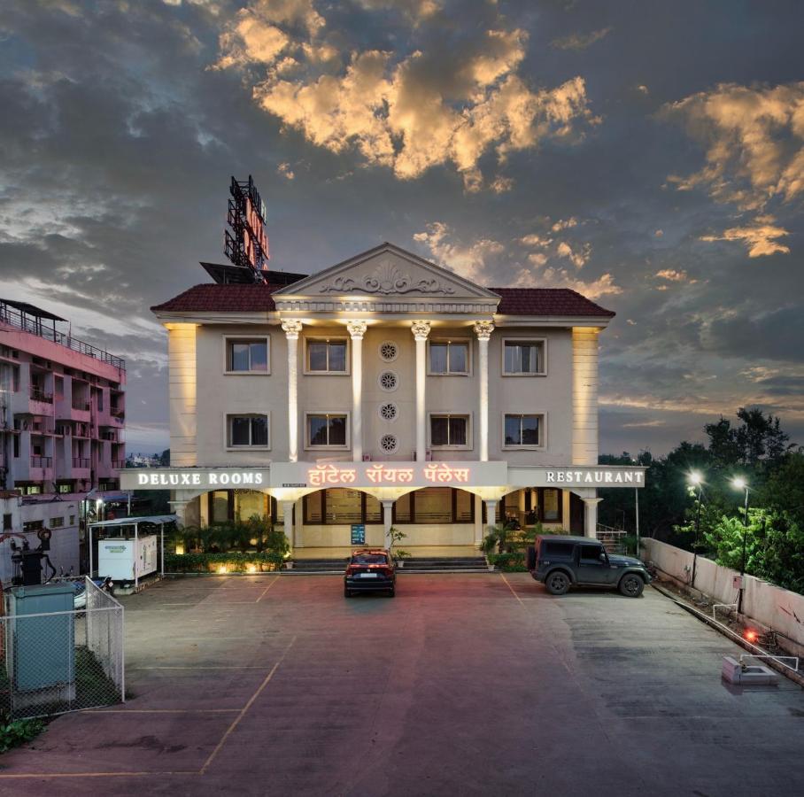 Hotel Royal Palace Karād Dış mekan fotoğraf